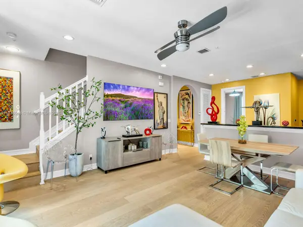 2249 NE 9th Ave, Wilton Manors, FL 33305