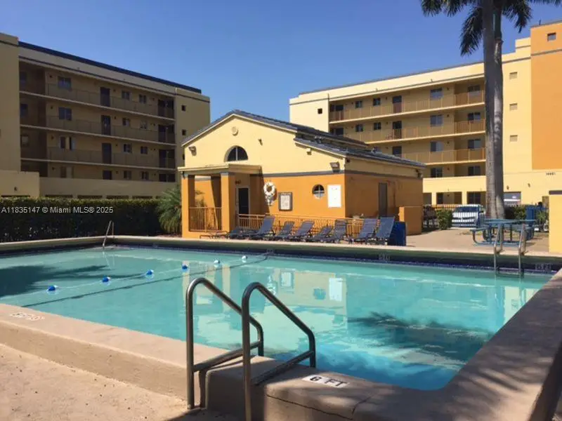 10000 NW 80th Ct, Hialeah Gardens, FL 33016 - Image #3