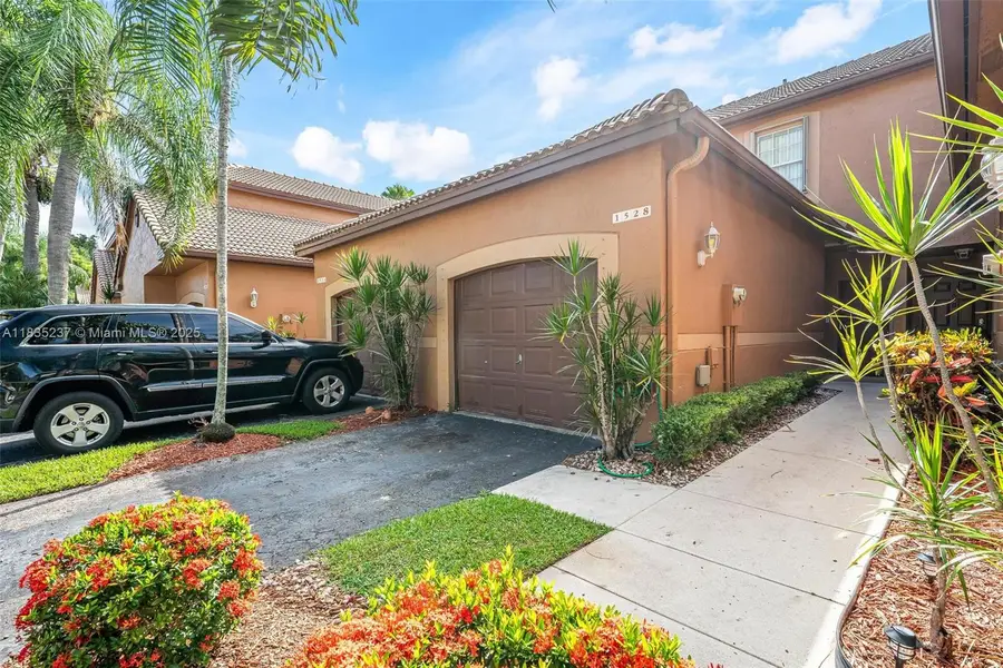 1528 Veracruz Ln #4-3, Weston, FL 33327 - Image #3