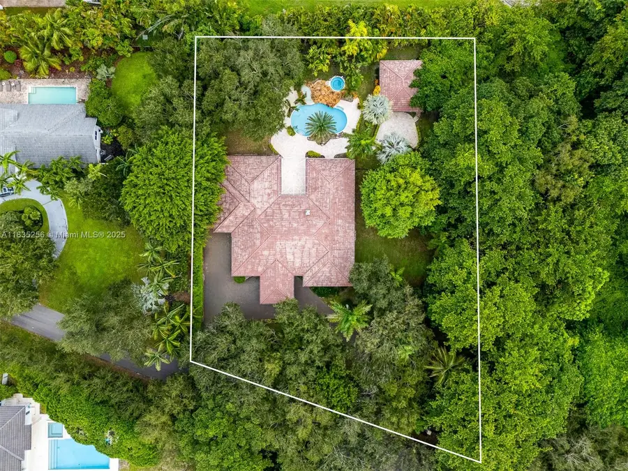 10735 SW 58th Ave, Pinecrest, FL 33156 - Image #2