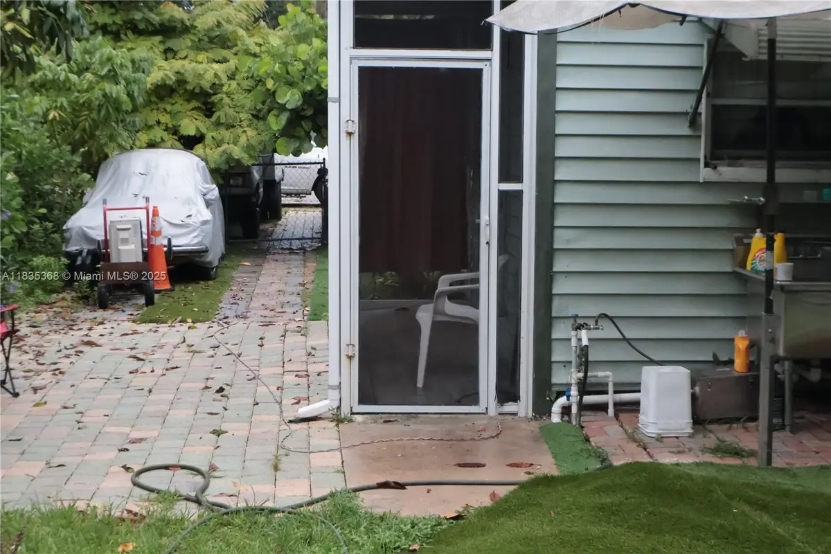 256 Broward Ave, Greenacres, FL 33463 - Image #1