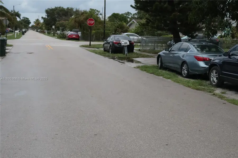 256 Broward Ave, Greenacres, FL 33463 - Image #3