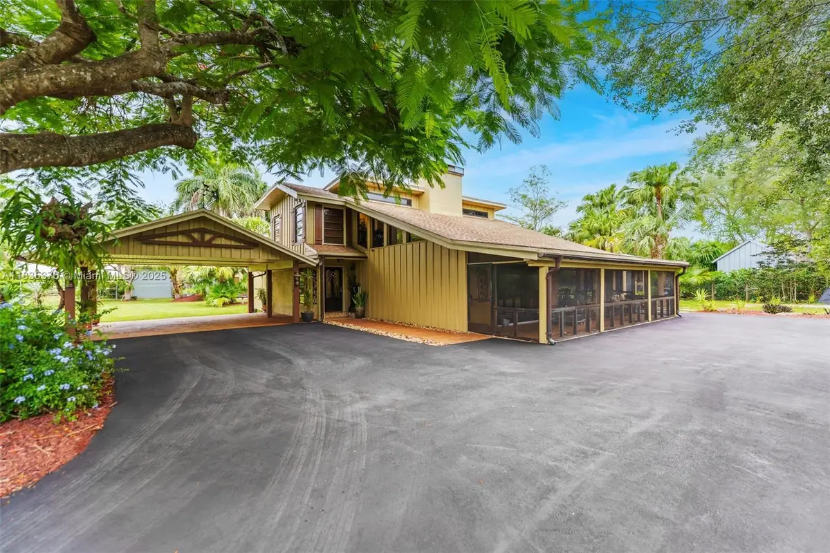 28550 SW 192nd Ave, Homestead, FL 33030 - Image #1