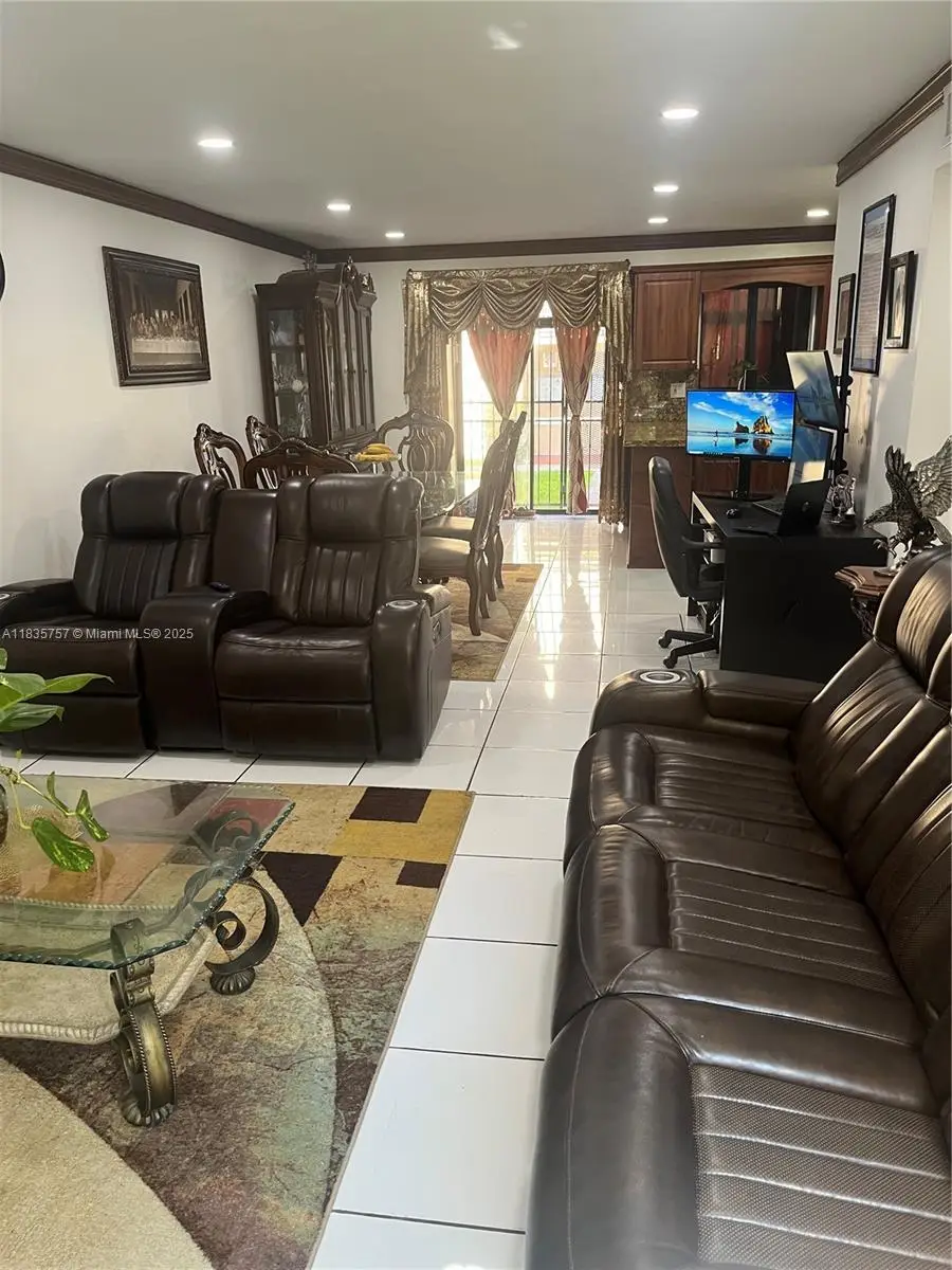 10851 SW 2nd St #K111, Sweetwater, FL 33174 - Image #3