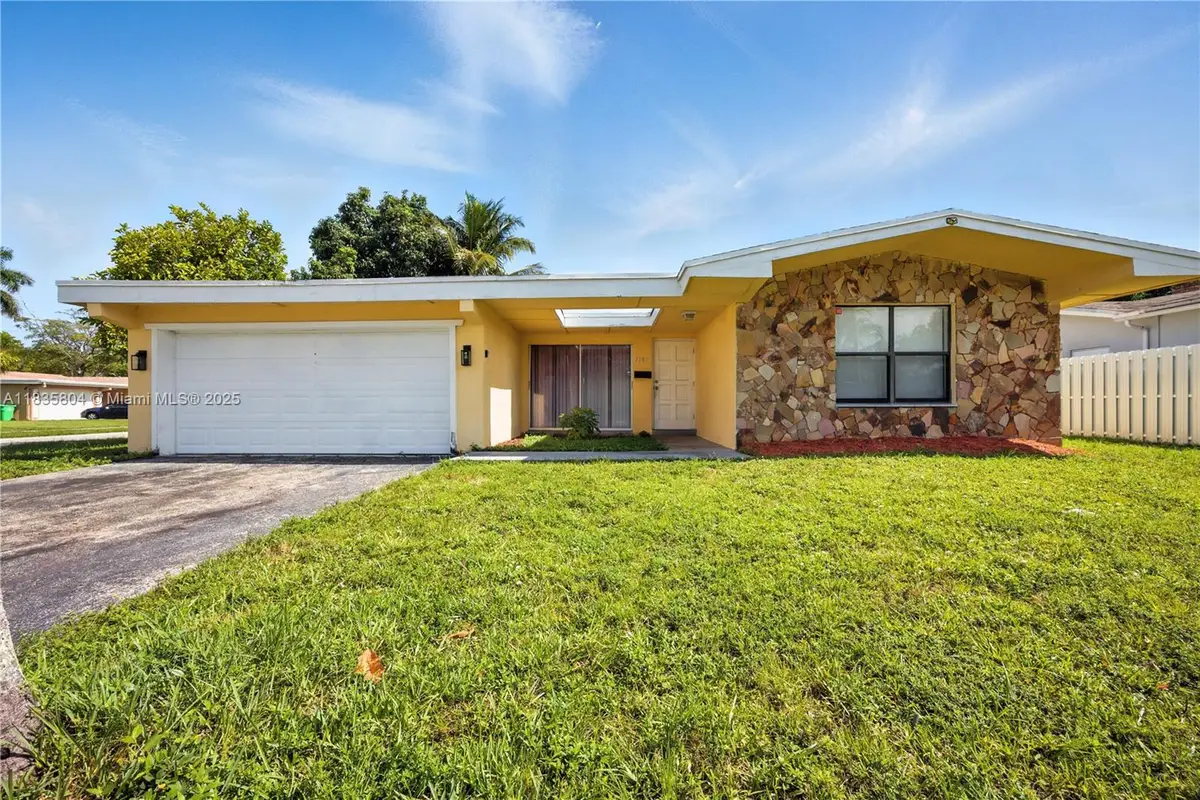 7187 NW 22nd St, Sunrise, FL 33313 - #1