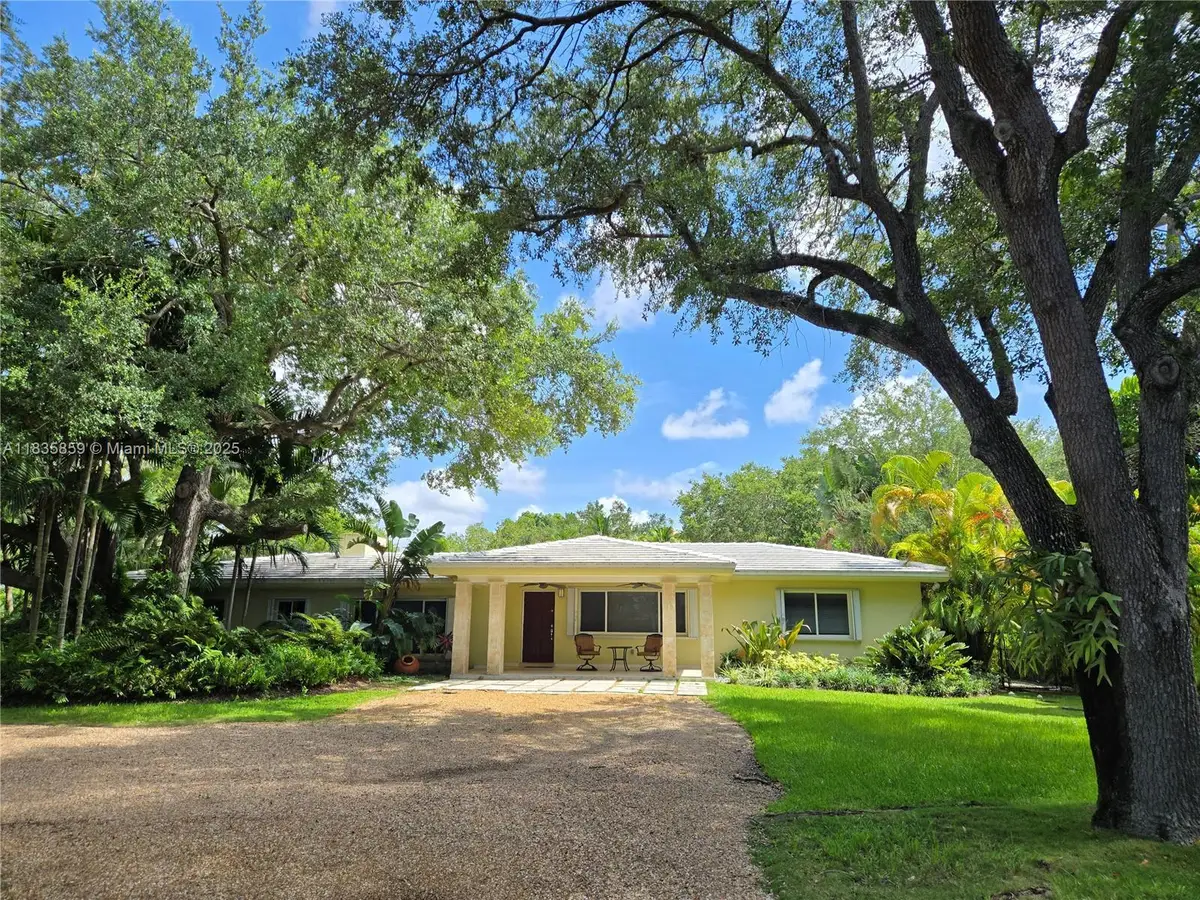 7895 SW 122nd St, Pinecrest, FL 33156 - Image #1