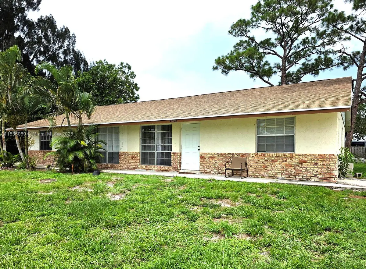 4503 SE Ontario Dr, Stuart, FL 34997 - Image #1