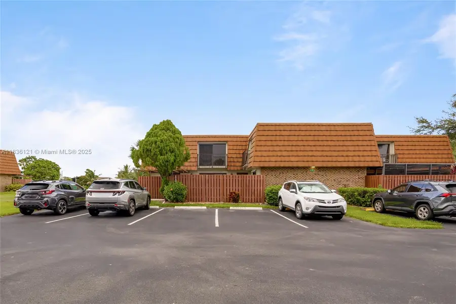 1170 SW 118th Ter, Davie, FL 33325 - Image #3