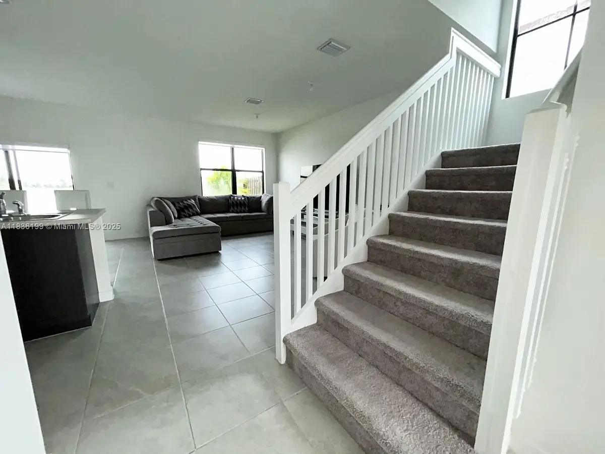 10153 SW 231st Ln, Miami, FL 33190 - Image #1