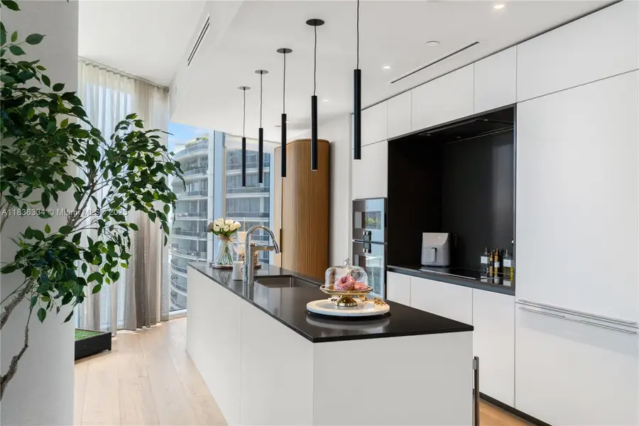 300 Biscayne Blvd Way #4707, Miami, FL 33131 - #3