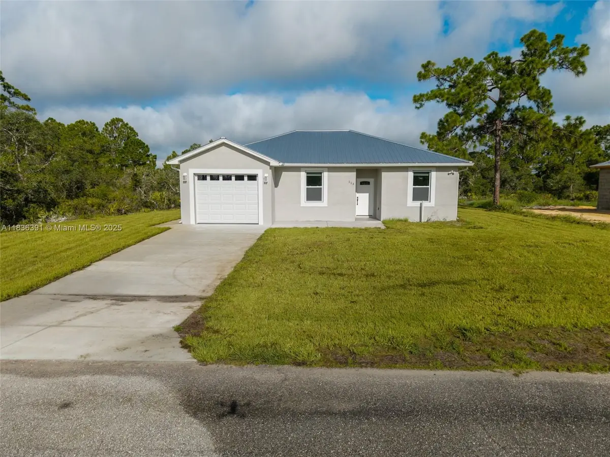 113 Gull Ave Nw, Lake Placid, FL 33852 - Image #1