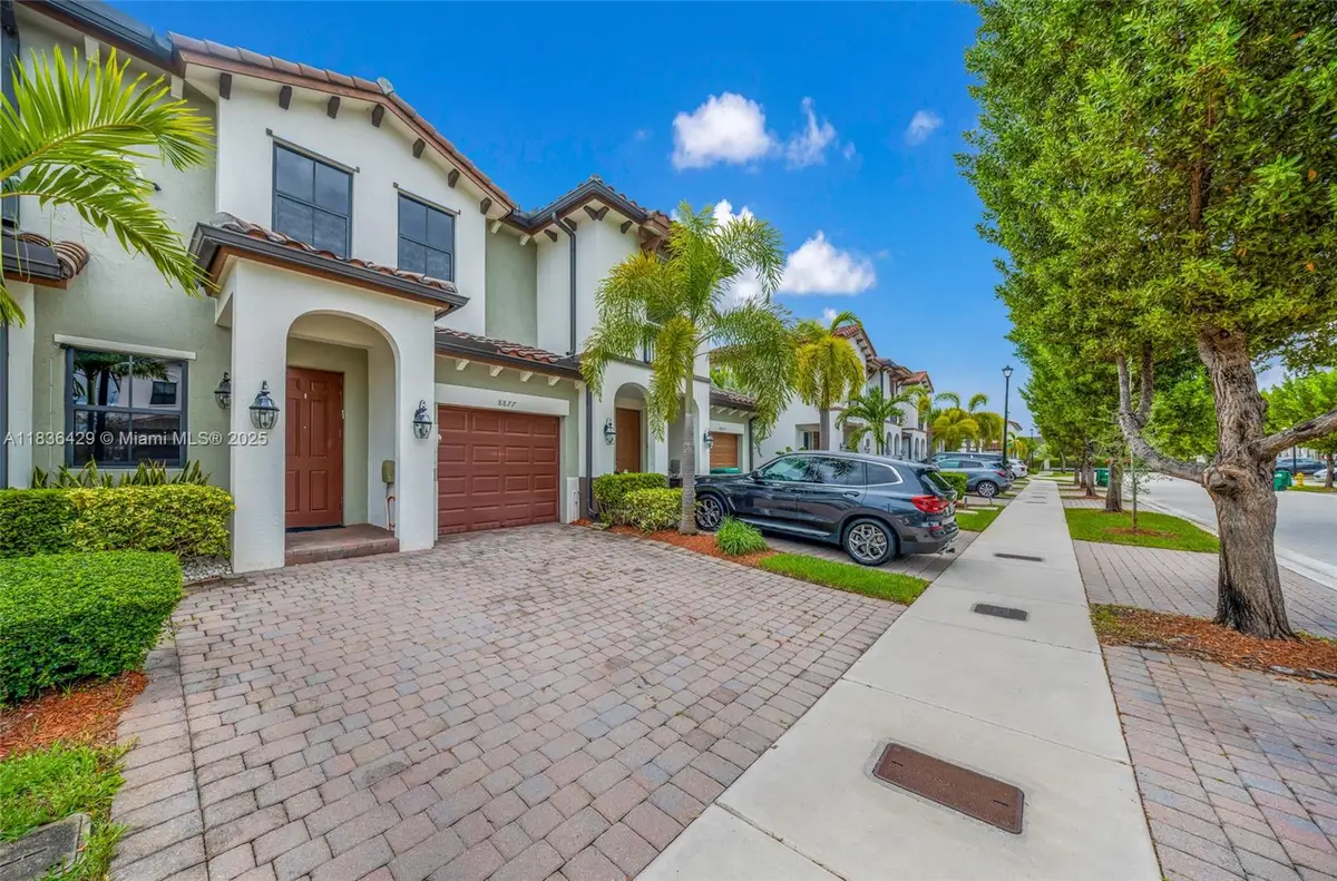 8877 NW 103rd Ave, Doral, FL 33178 - Image #1