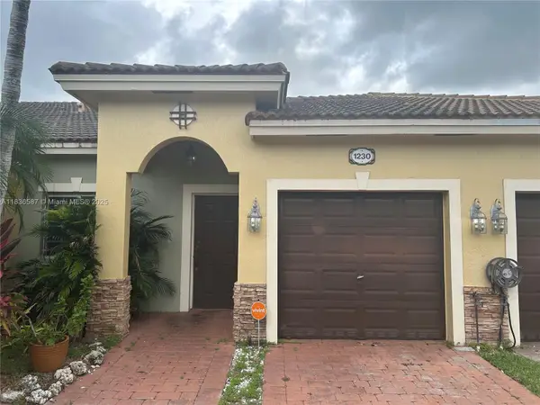 1230 NE 32nd Ave, Homestead, FL 33033