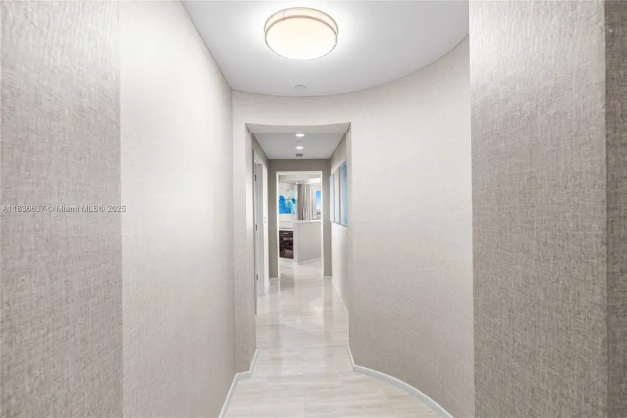 551 N Fort Lauderdale Beach Blvd #R2205, Fort Lauderdale, FL 33304 - #2