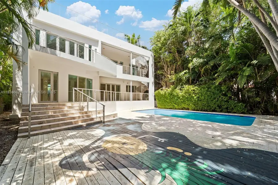 5625 N Bay Rd, Miami Beach, FL 33140 - Image #3