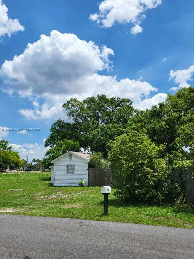 2611 Hiawatha Ave, Sanford, FL 32773 - Image #1