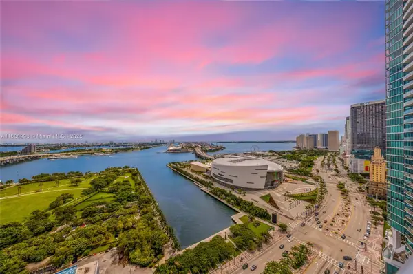 900 Biscayne Blvd #3502, Miami, FL 33132