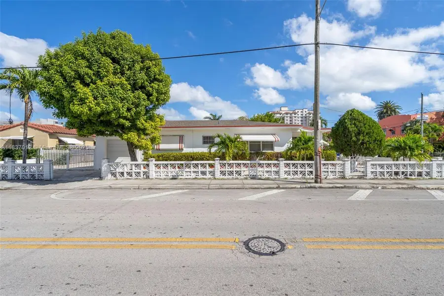 201 NW 14th Ave, Miami, FL 33125 - Image #2