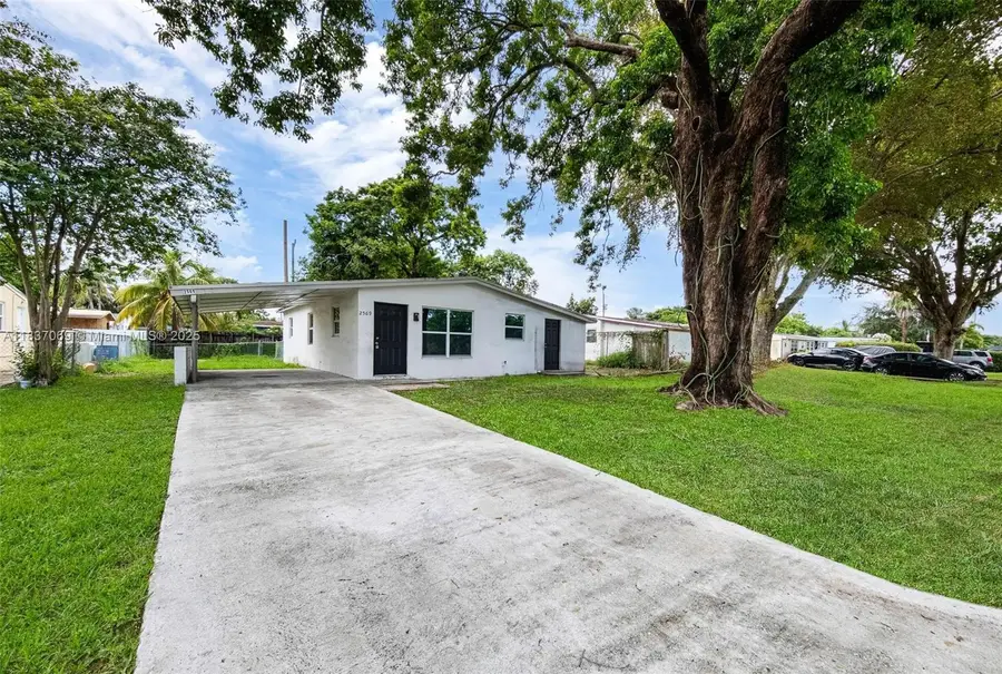 2569 NW 61st Ave, Margate, FL 33063 - Image #2