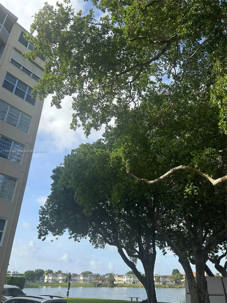 1750 NE 191st St #618-3, Miami, FL 33179 - Image #1