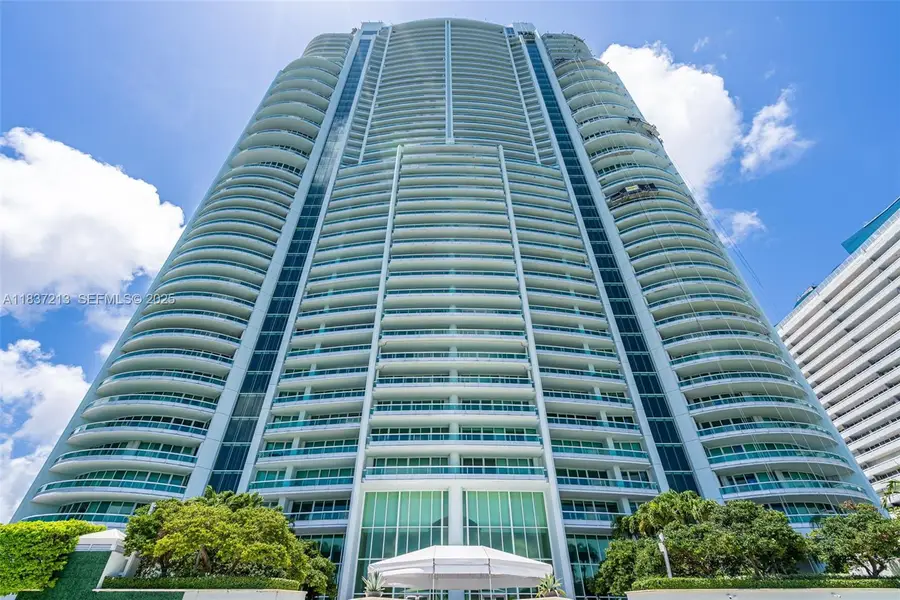 1643 Brickell Ave #1406, Miami, FL 33129 - Image #2