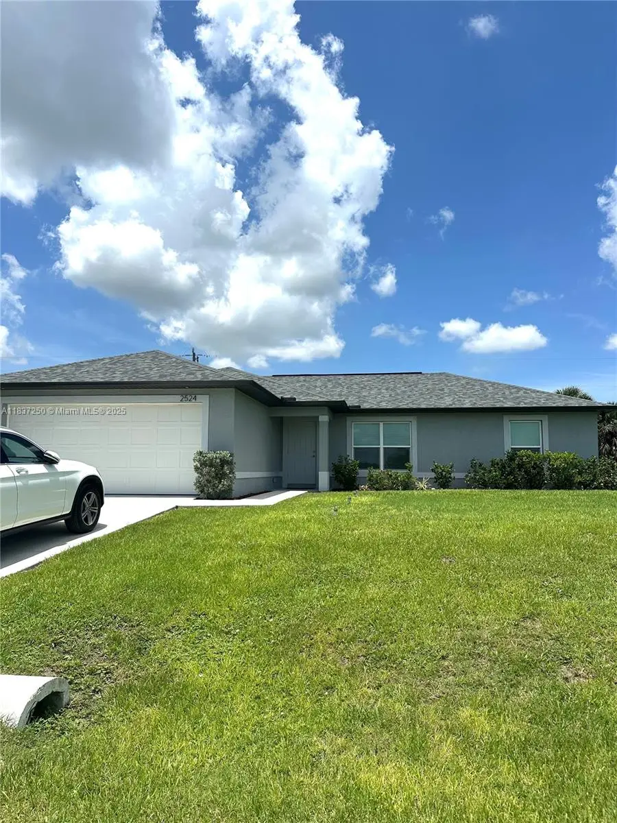 2524 NE 5 Ave, Cape Coral, FL 33909 - Image #2