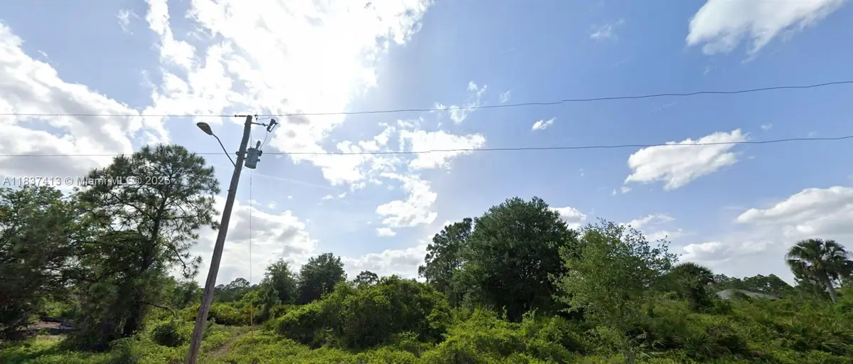 528 Parker Ave S, Lehigh Acres, FL 33974 - #1