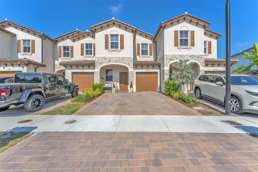 12586 NW 22nd Pl #12586, Miami, FL 33167 - Image #2