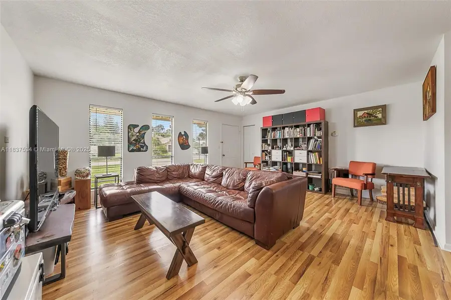 521 NE Dinner, Palm Bay, FL 32907 - #2