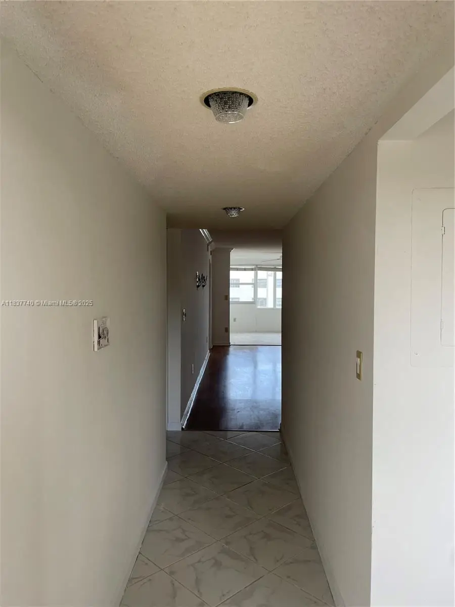 7152 S Devon Dr #304, Tamarac, FL 33321 - #2