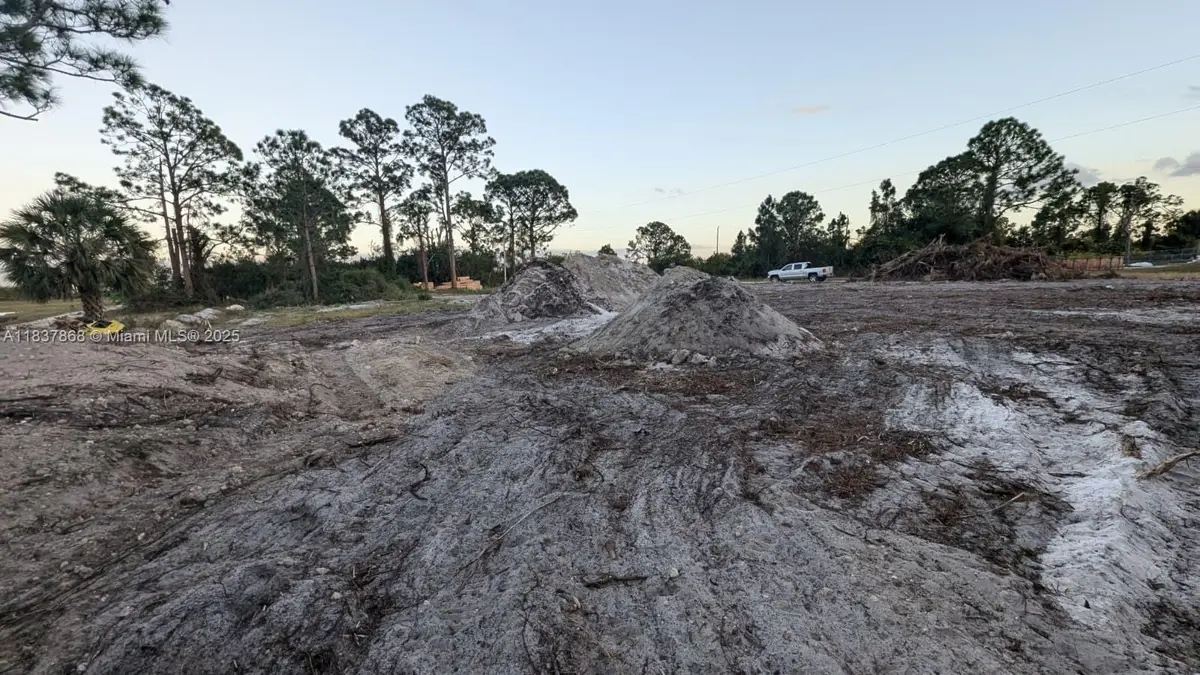 1247 Antonio Street E, Lehigh Acres, FL 33974 - #1