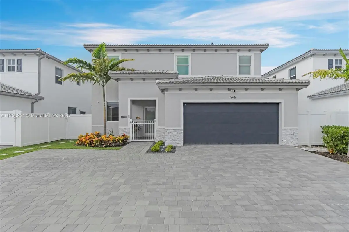 14864 SW 163rd Ter, Miami, FL 33187 - Image #1
