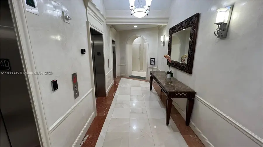 19900 E Country Club Dr #1014, Aventura, FL 33180 - #3