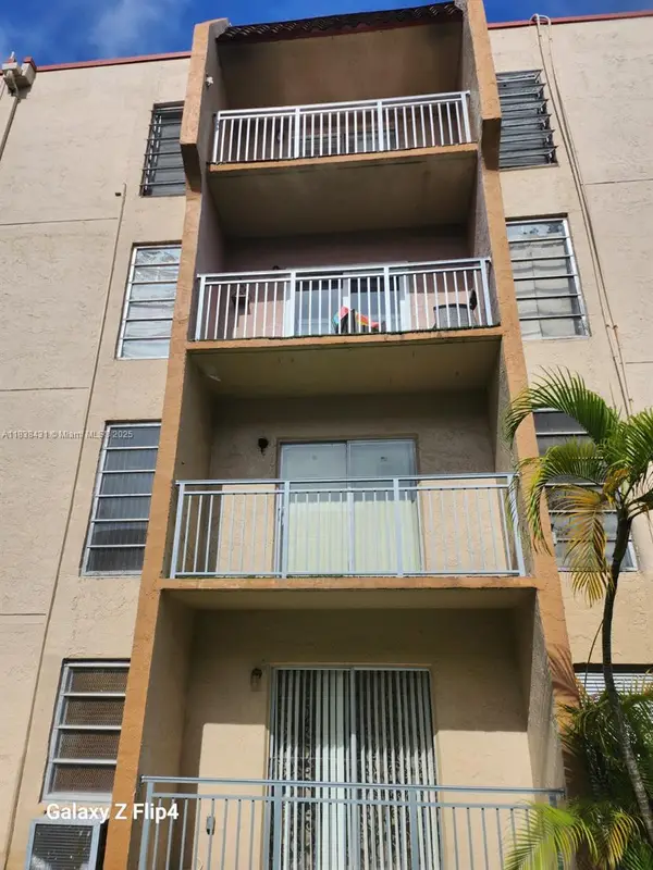 4841 NW 7th St #203-4, Miami, FL 33126