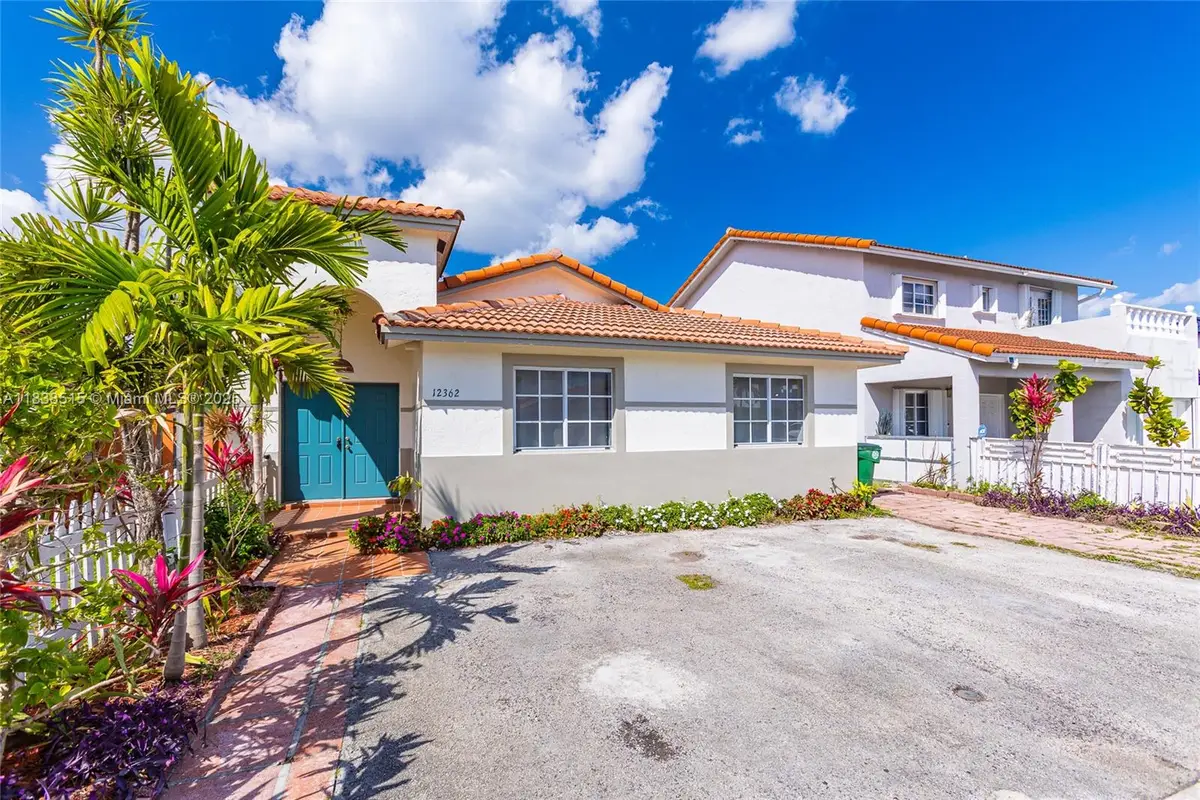 12362 NW 98th Pl, Hialeah Gardens, FL 33018 - Image #1