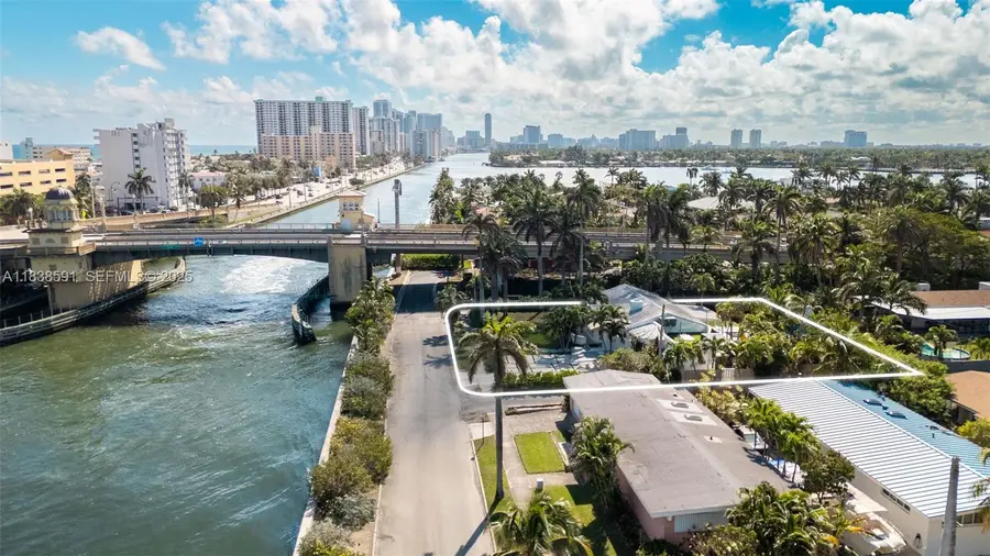 701 Hollywood Blvd, Hollywood, FL 33019 - Image #2