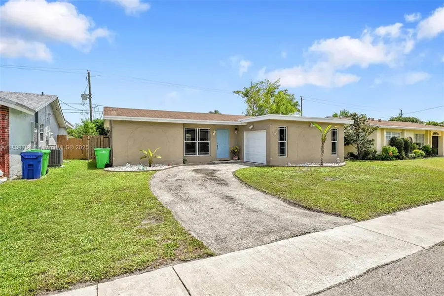 11730 NW 33rd St, Sunrise, FL 33323 - Image #2