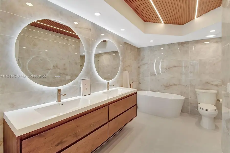 3370 Hidden Bay Dr #812, Aventura, FL 33180 - #3