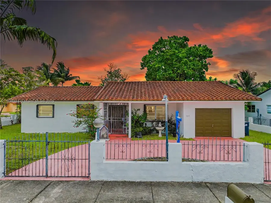 3005 SW 108th Ct, Miami, FL 33165 - Image #2