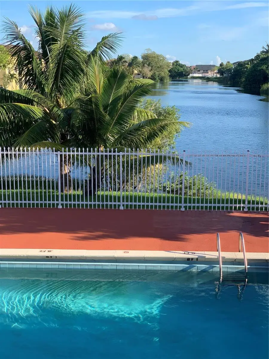 15481 SW 81st Cir Ln #712, Miami, FL 33193 - Image #3