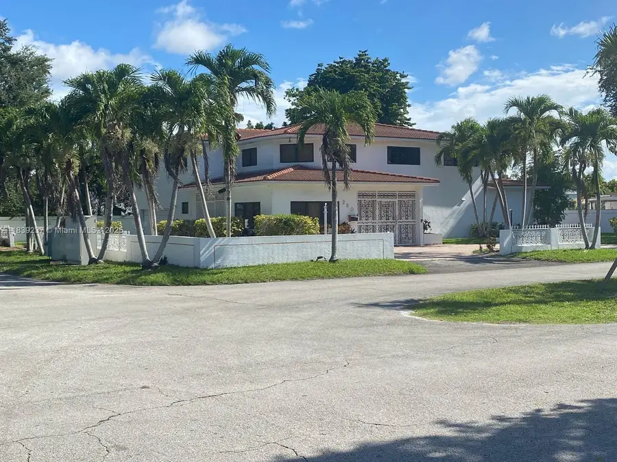 290 NE 108th St, Miami, FL 33161 - Image #3