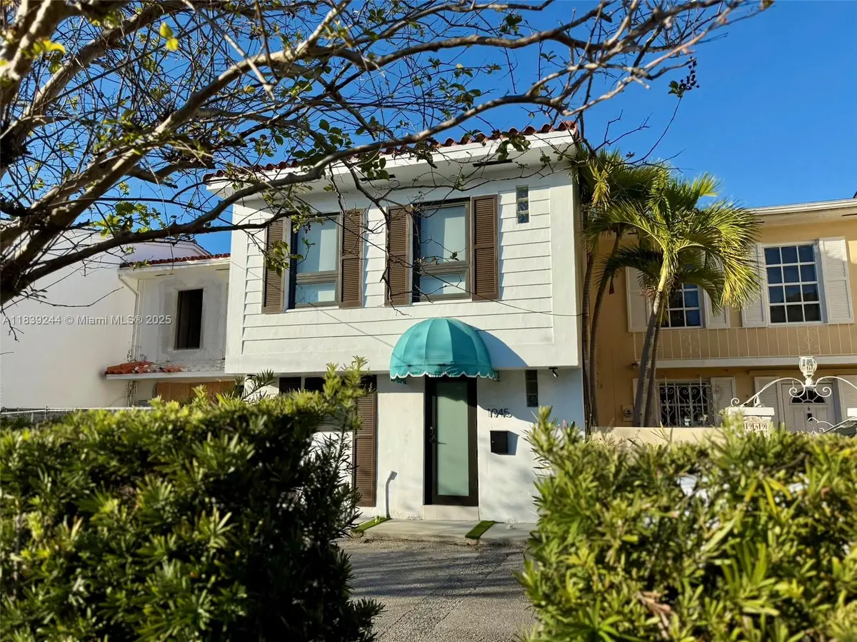 1945 NE 123rd St, North Miami, FL 33181 - Image #1