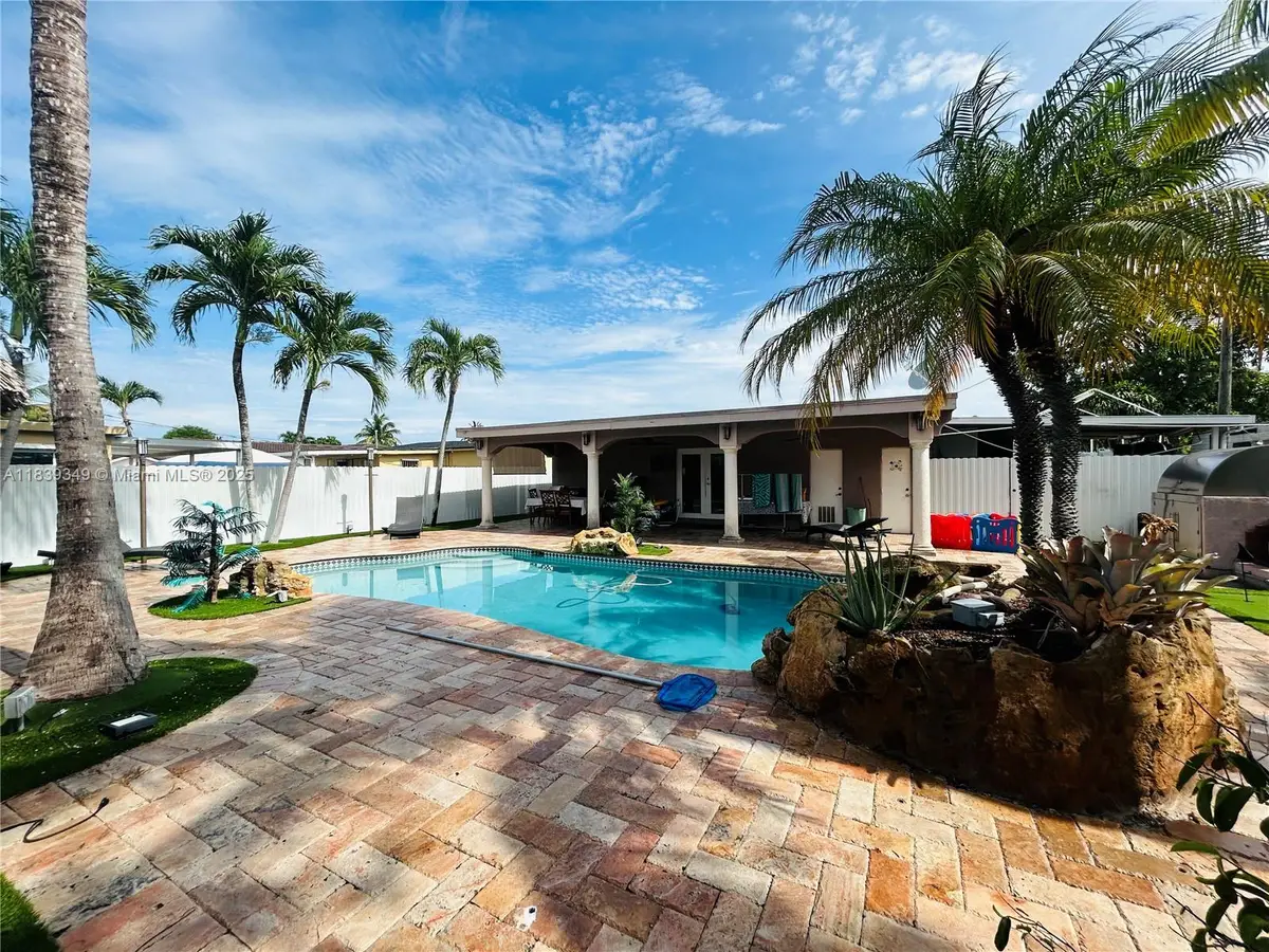 180 E 46th St, Hialeah, FL 33013 - Image #1