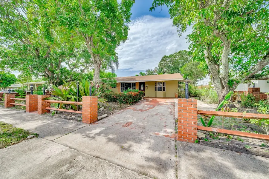 7140 Fillmore St, Hollywood, FL 33024 - Image #2