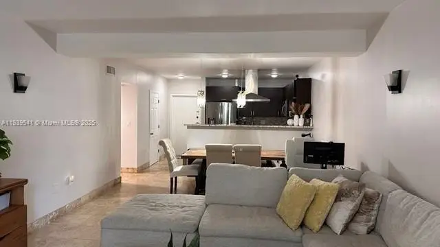 1655 NE 115th St #14B, Miami, FL 33181 - Image #3