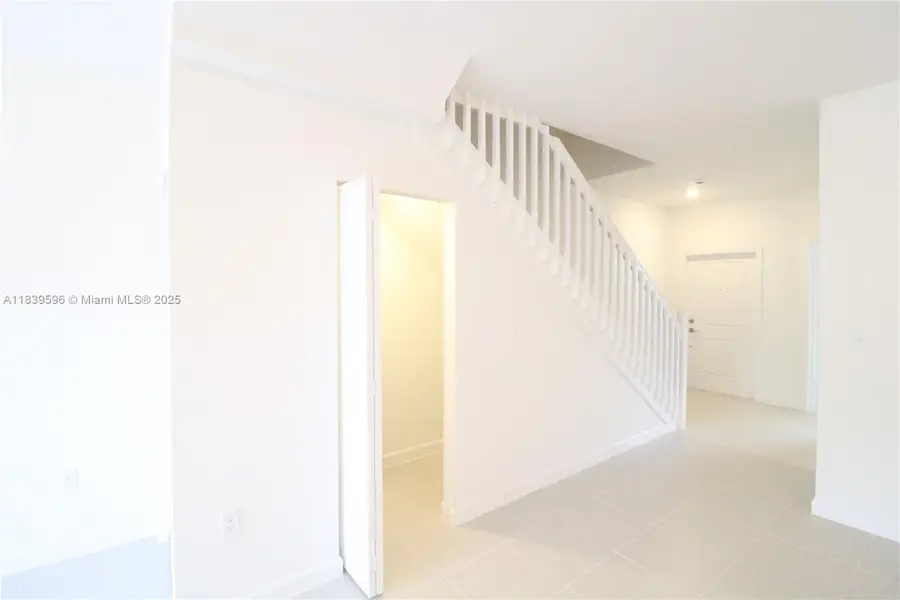 29208 SW 163rd Ct, Homestead, FL 33033 - Image #3