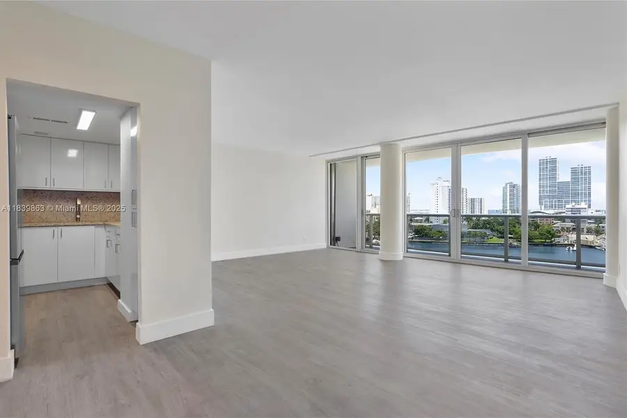 900 Bay Dr #718+Dock Slip available, Miami Beach, FL 33141 - Image #2