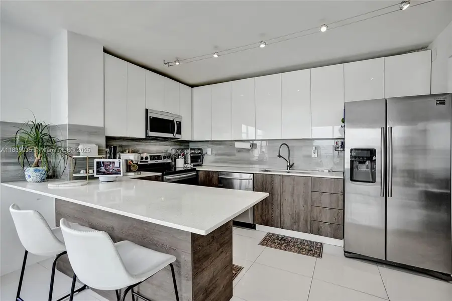 11111 Biscayne Blvd #19G, Miami, FL 33181 - Image #3