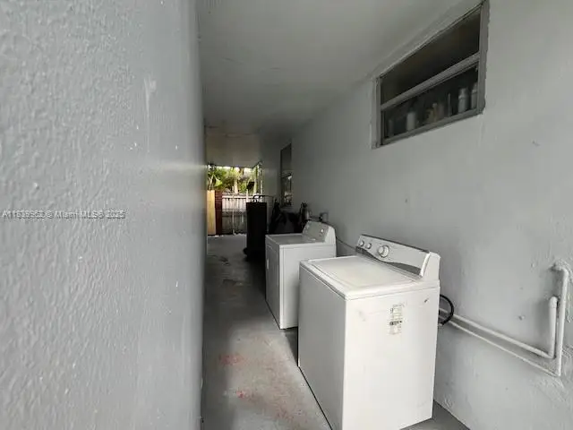 7230 NW 3rd St, Miami, FL 33126 - Image #2