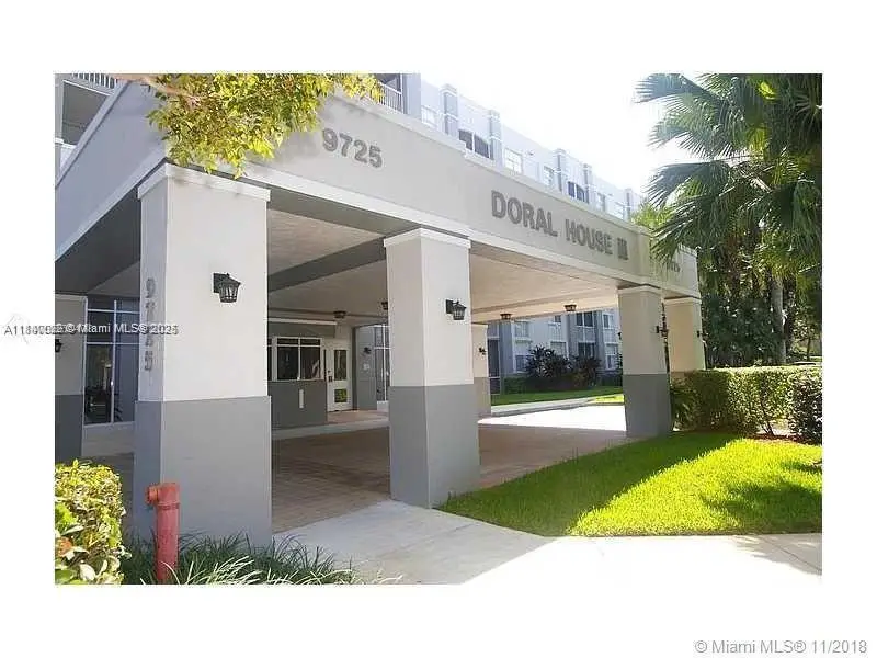 9725 NW 52nd St #520, Doral, FL 33178 - Image #3